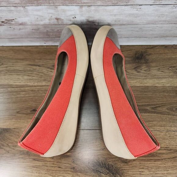 Fitflop Red and Beige Flats - Picture 6 of 8
